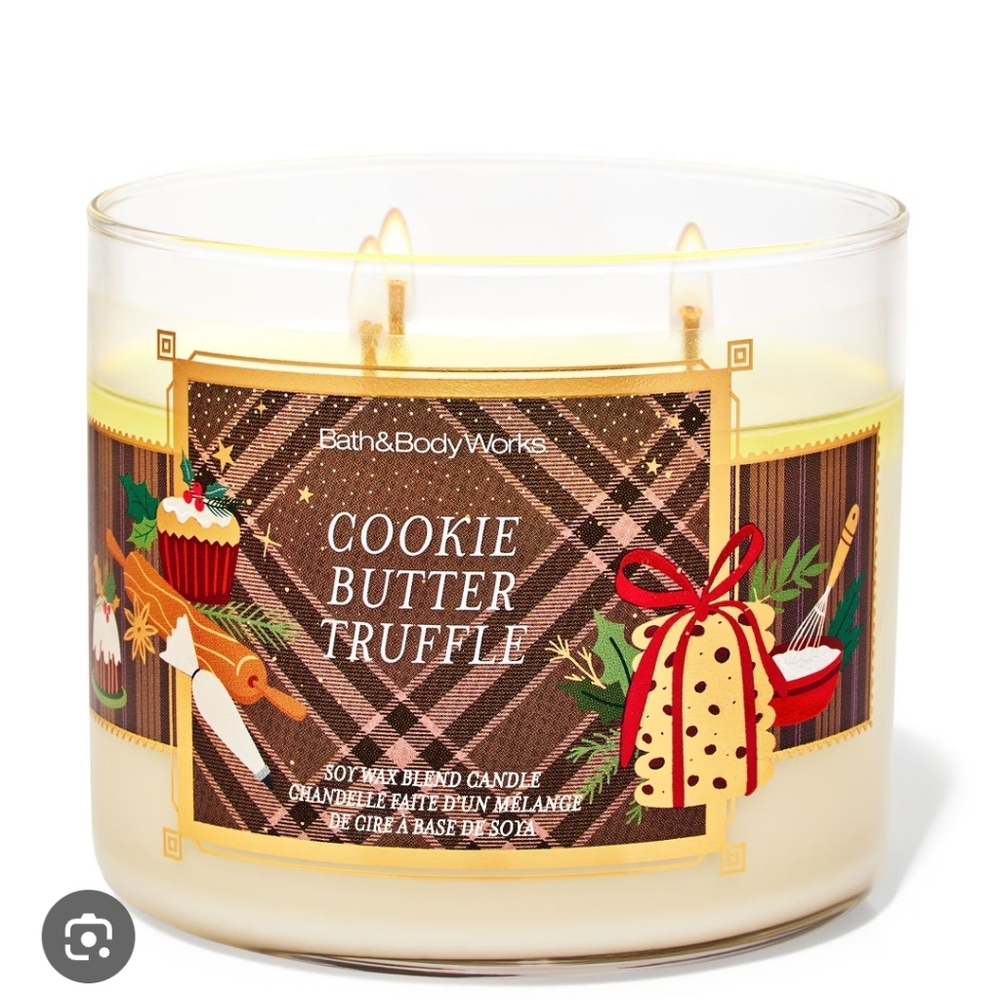 Bath & Body Works Cookie Butter Truffle Candle - Cream and Brown